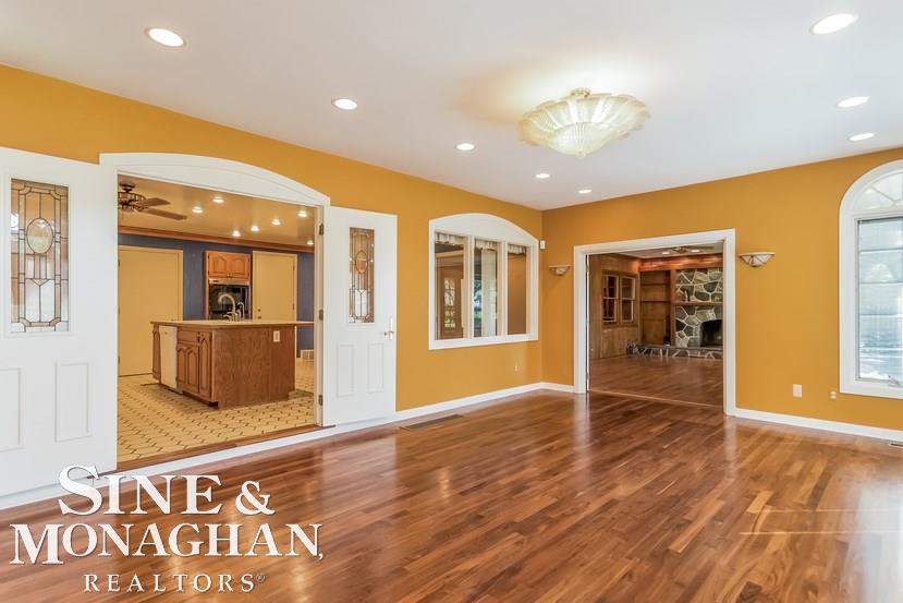 21 Hawthorne Road Grosse Pointe Shores, MI 48236 - Photo 24 of 80
