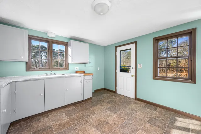 $550,000 | 28 Charles Street, South Chatham, MA 02659
