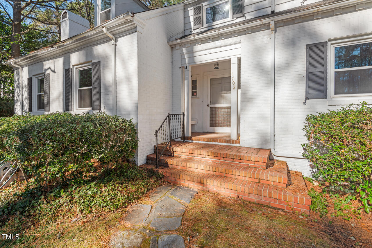 1702 Duke University Road Durham, NC 27701 - Photo 3 of 37 03