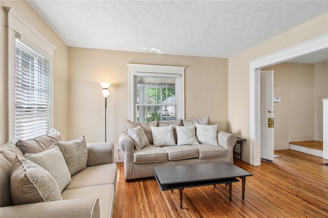 245 Springfield Avenue Rochester, NY 14609 - Photo 8 of 34