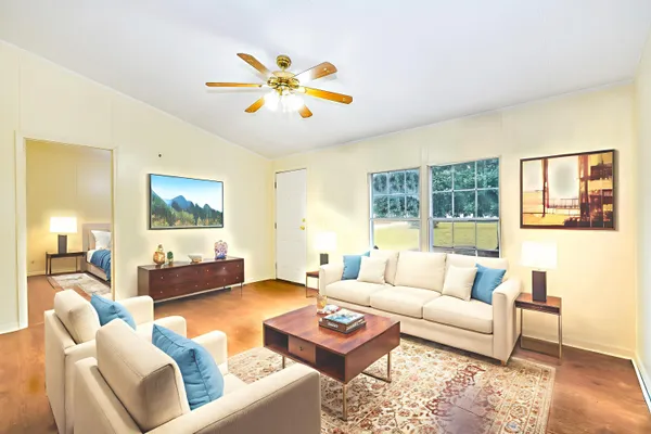 $305,000 | 3230 Southwest 189th Avenue, Dunnellon, FL 34432