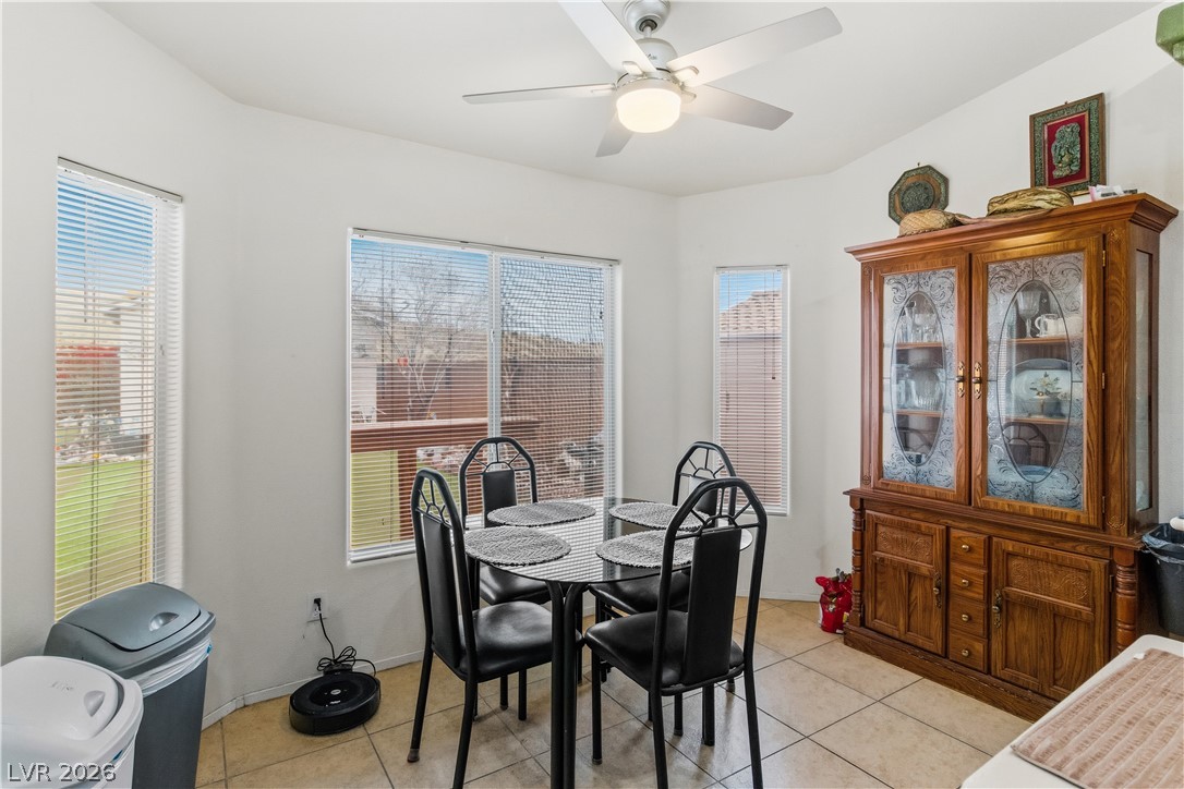 2516 Morrow Ridge Place Laughlin, NV 89029 - Photo 23 of 93 Dining area / Breakfast nook in Kitchen with a ceiling fan and light tile patterned floors