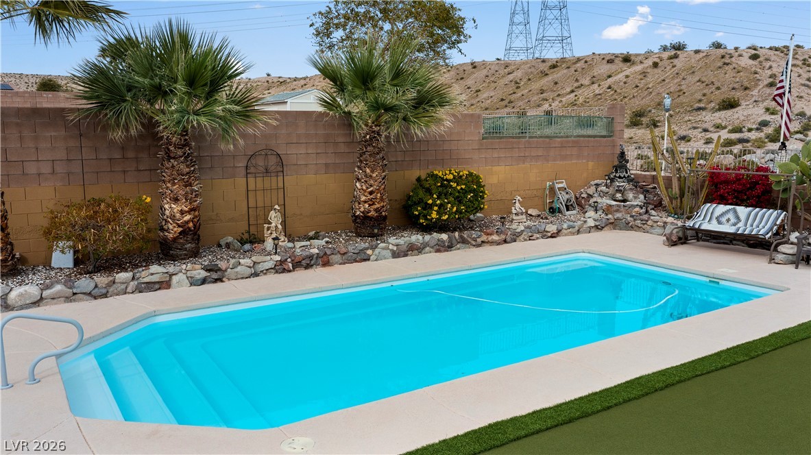 2516 Morrow Ridge Place Laughlin, NV 89029 - Photo 80 of 93 View of swimming pool with patio surround and a fenced backyard