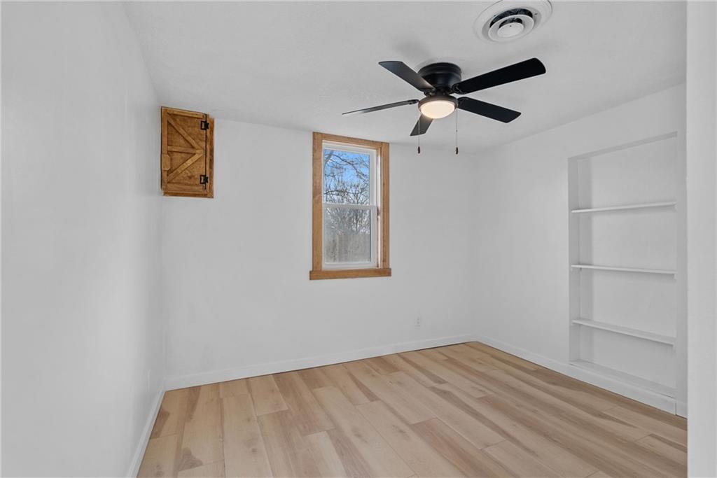 2018 James Downey Road Independence, MO 64057 - Photo 18 of 34