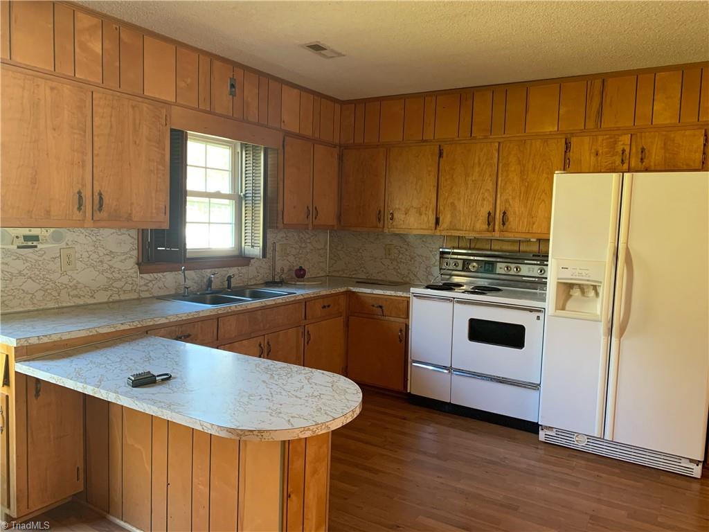 1645 Handy Road Denton, NC 27239 - Photo 5 of 13 Gallery Image 5