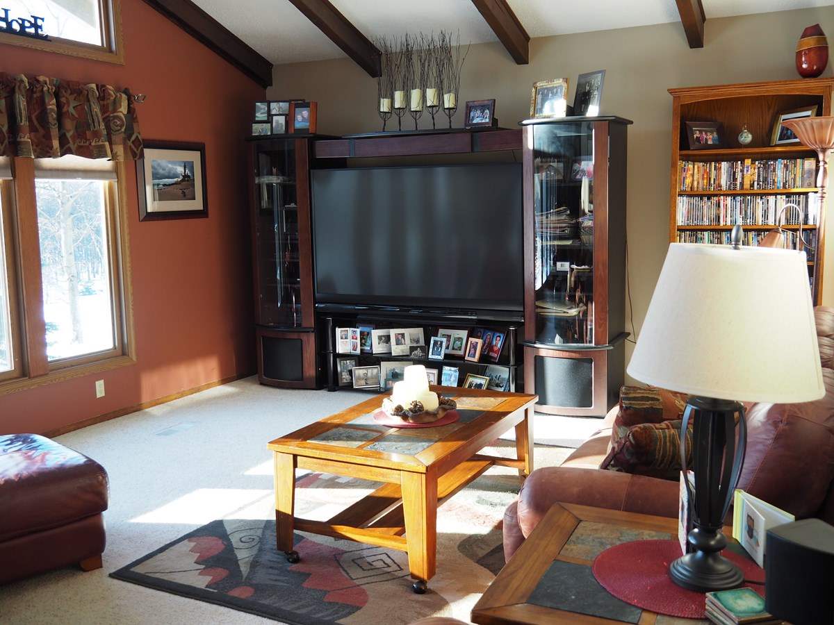 692 North Marshall Road Beulah, MI 49617 - Photo 13 of 36 1842816-12.JPG