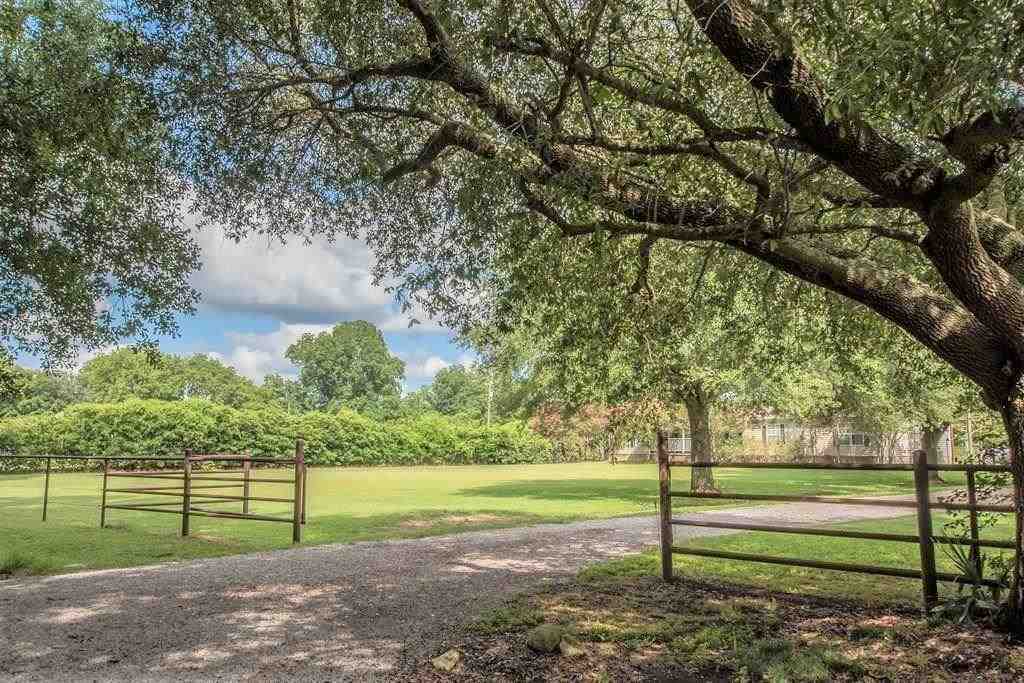 110 Claude Curtis Road Lecompte, LA 71346 - Photo 3 of 25 Gallery Image 3