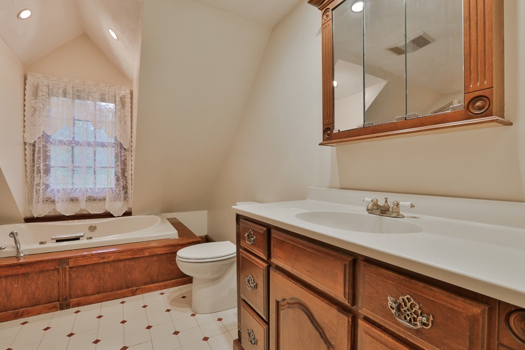 173 Georgetown Road Boxford, MA 01921 - Photo 19 of 24