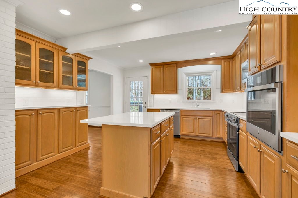 711 Possum Hollow Road Blowing Rock, NC 28605 - Photo 11 of 39