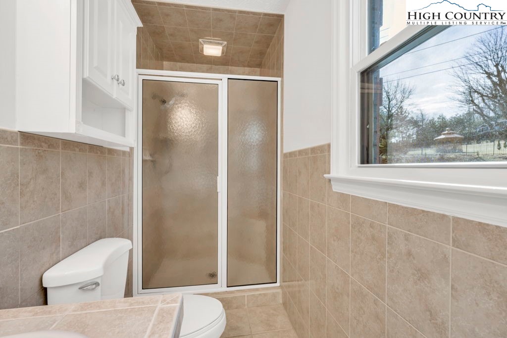 711 Possum Hollow Road Blowing Rock, NC 28605 - Photo 18 of 39