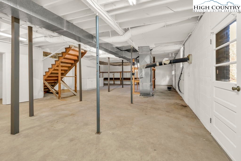 711 Possum Hollow Road Blowing Rock, NC 28605 - Photo 36 of 39