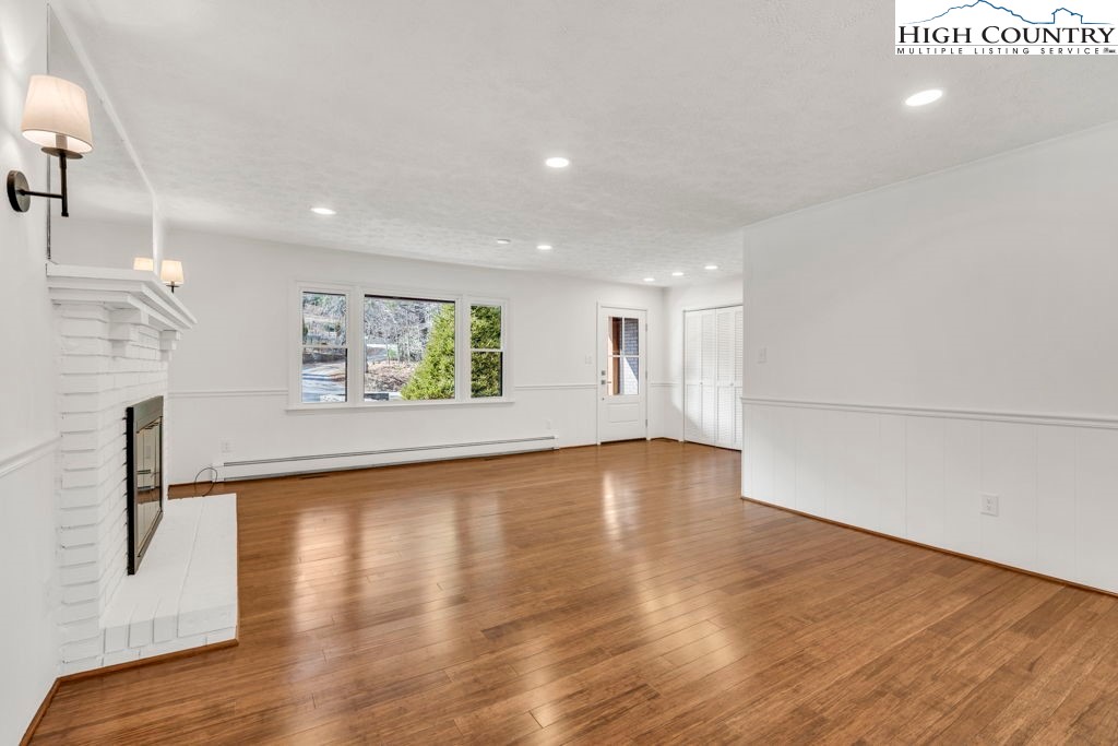 711 Possum Hollow Road Blowing Rock, NC 28605 - Photo 5 of 39