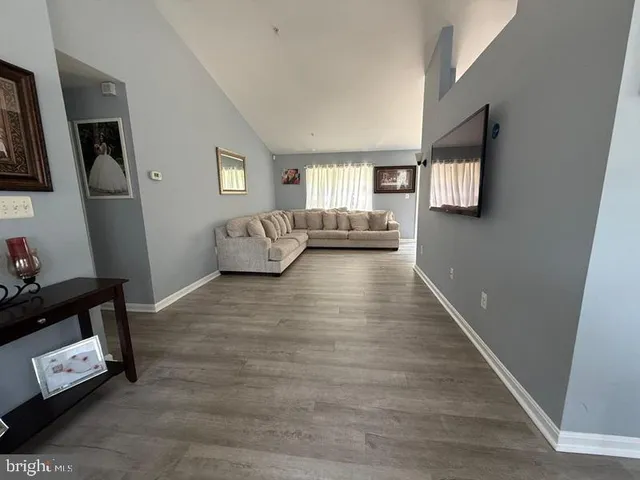 $539,900 | 6511 Rosalie Lane, Riverdale, MD 20737