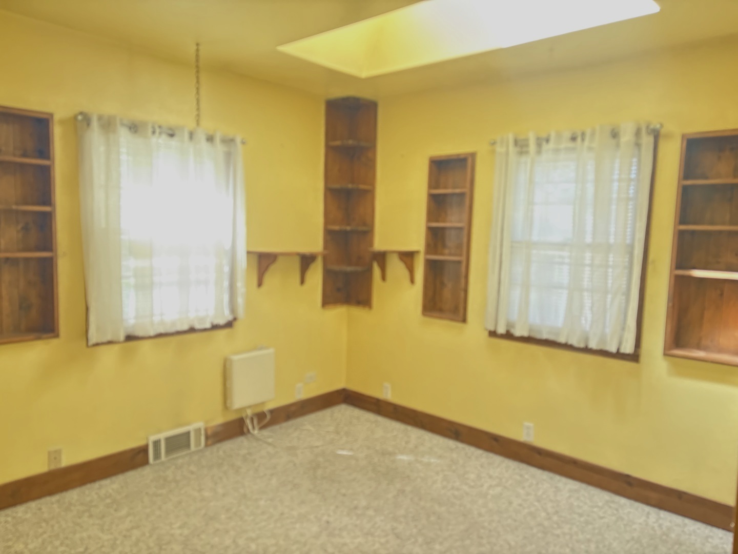 816 North 11th Street Rochelle, IL 61068 - Photo 14 of 21