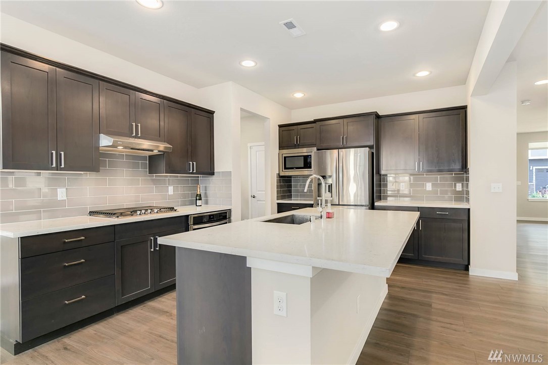 3811 192nd Place Southeast Bothell, WA 98012 - Photo 7 of 25 Gallery Image 7