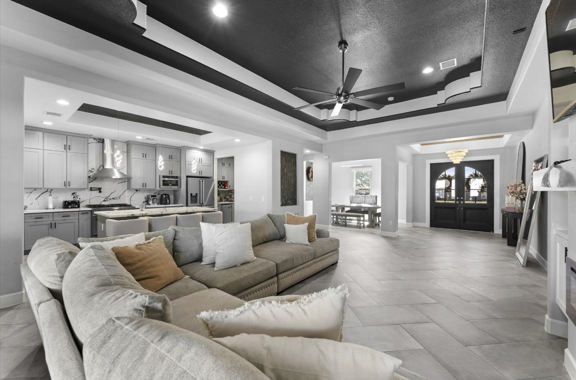 8105 Jet Pilot Street Houston, TX 77075 - Photo 5 of 20