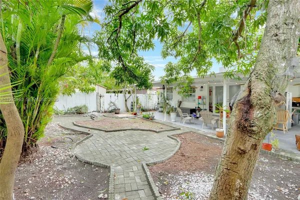 $3,800 | 5509 Southwest 6th Street, Miami, FL 33134