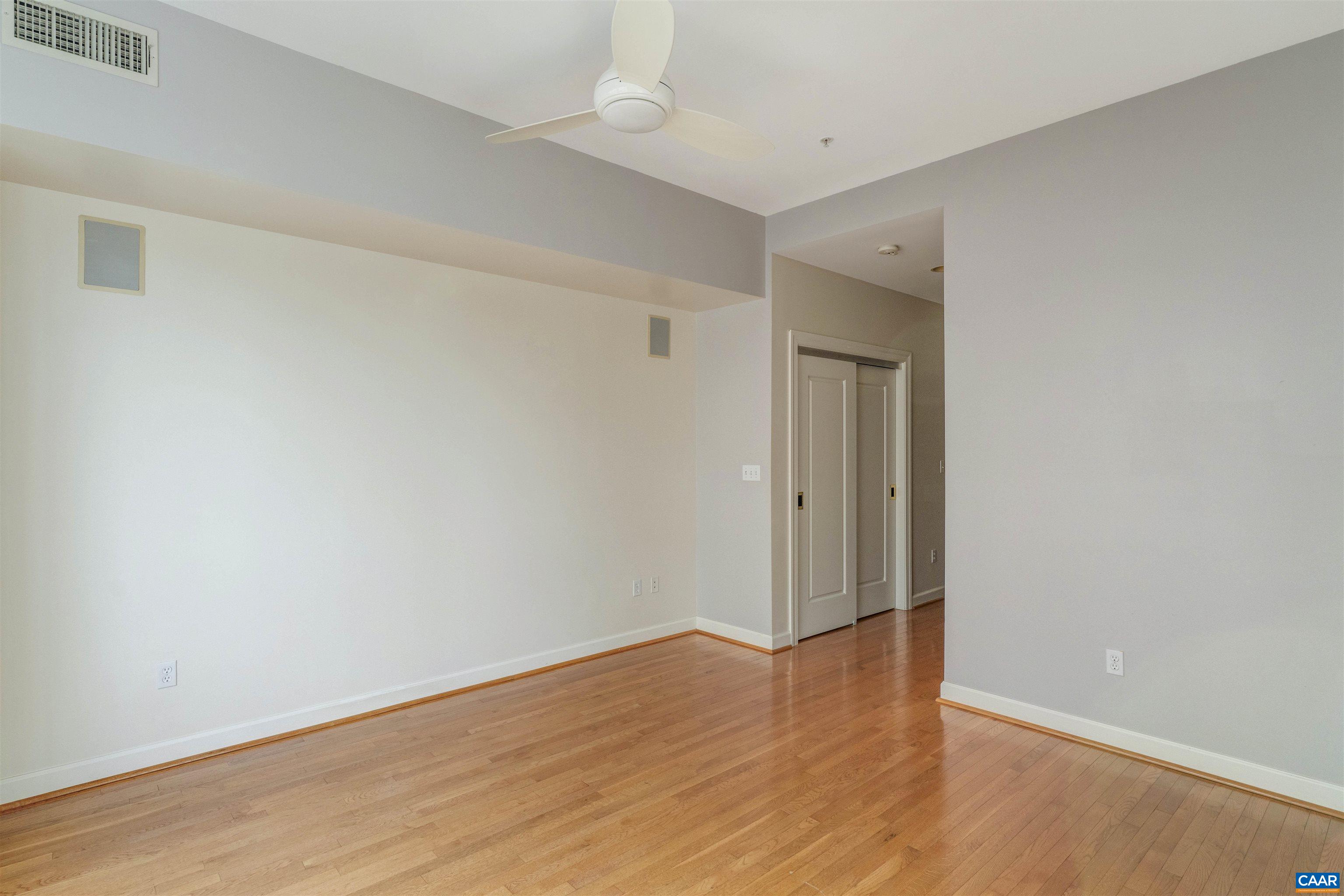 112 5th Street Southeast, Unit 3D RENTAL Charlottesville, VA 22902 - Photo 20 of 33