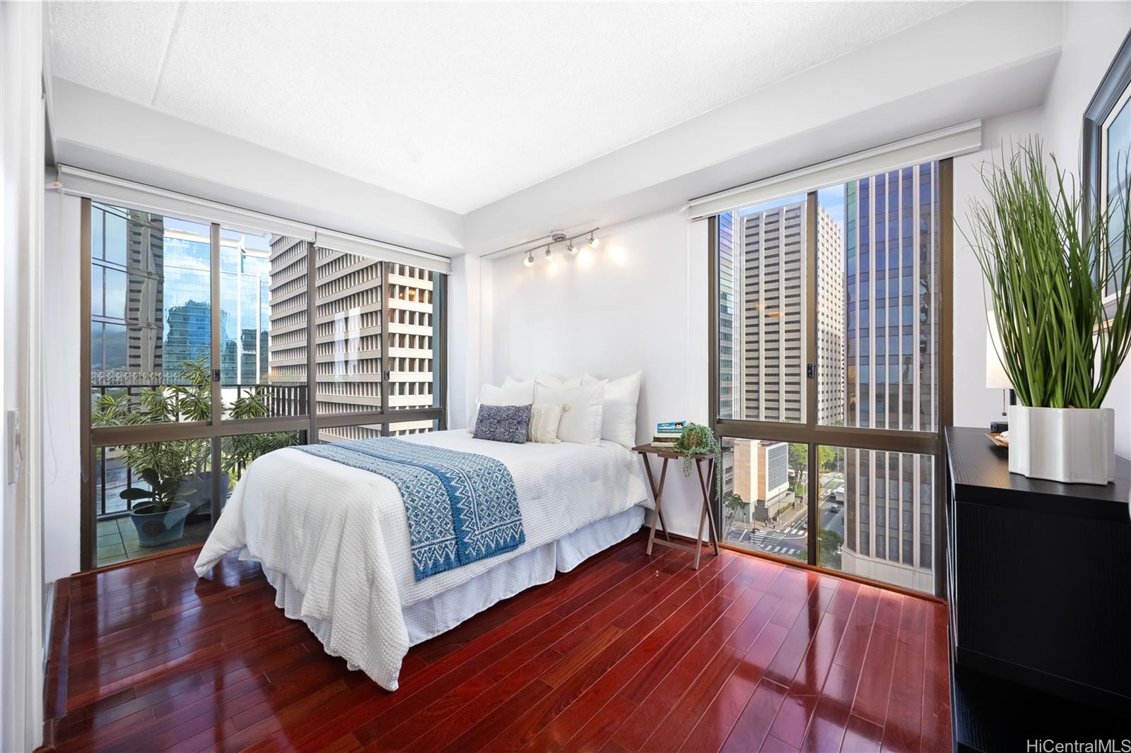 225 Queen Street, Unit 12G Honolulu, HI 96813 - Photo 11 of 25