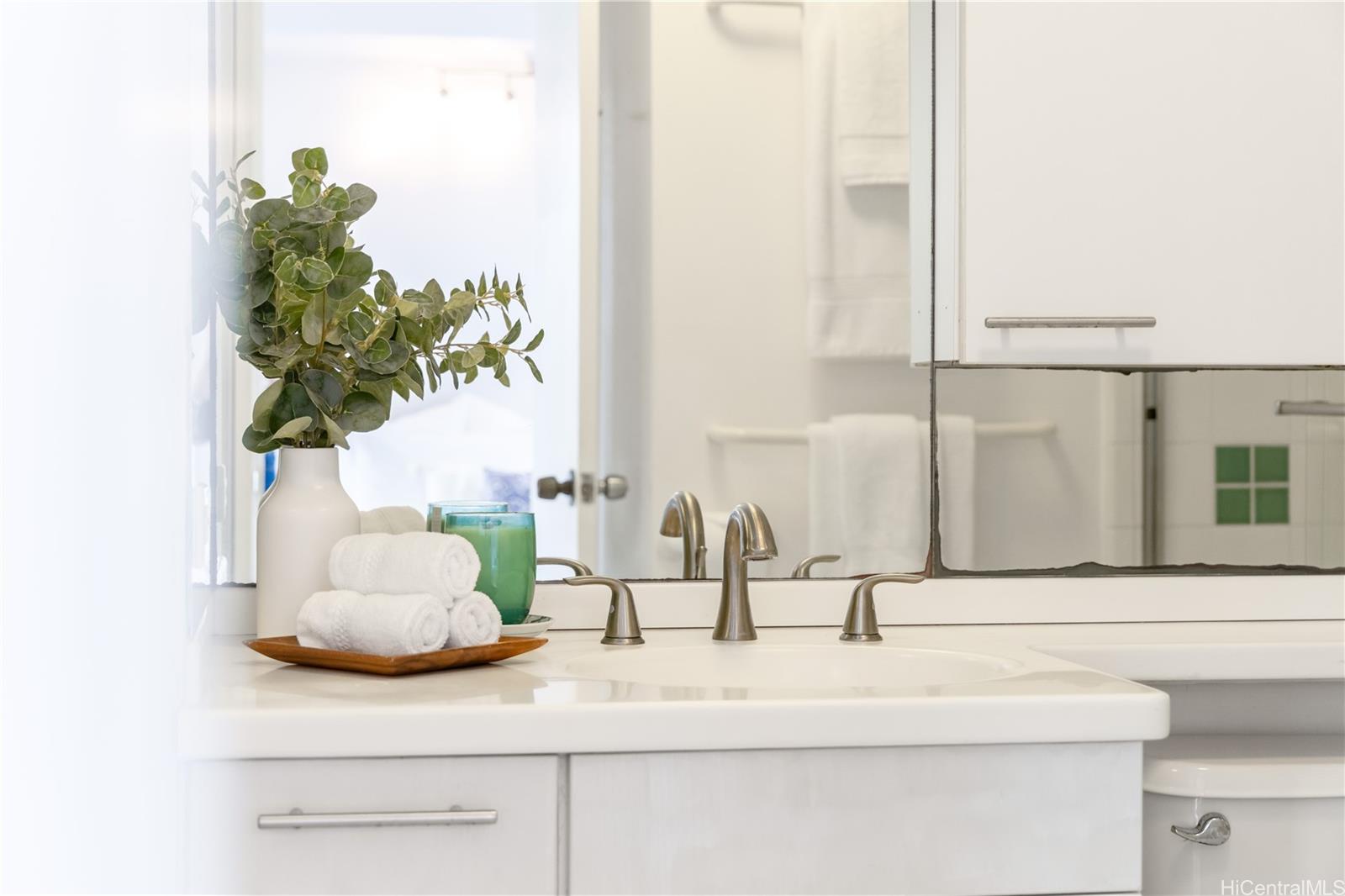 225 Queen Street, Unit 12G Honolulu, HI 96813 - Photo 14 of 25