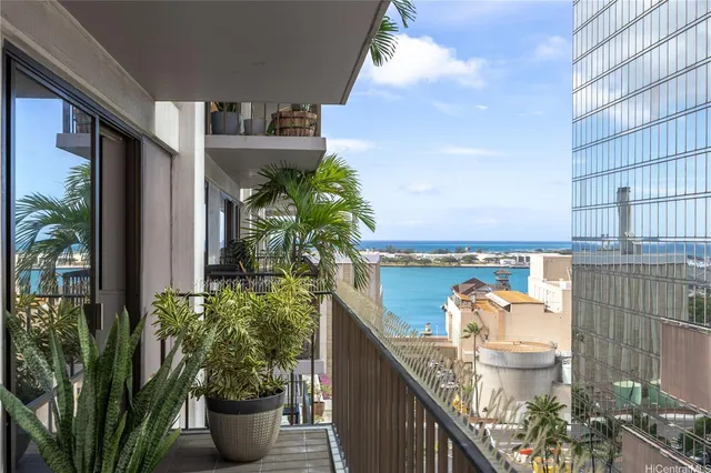 $360,000 | 225 Queen Street, Unit 12G, Honolulu, HI 96813