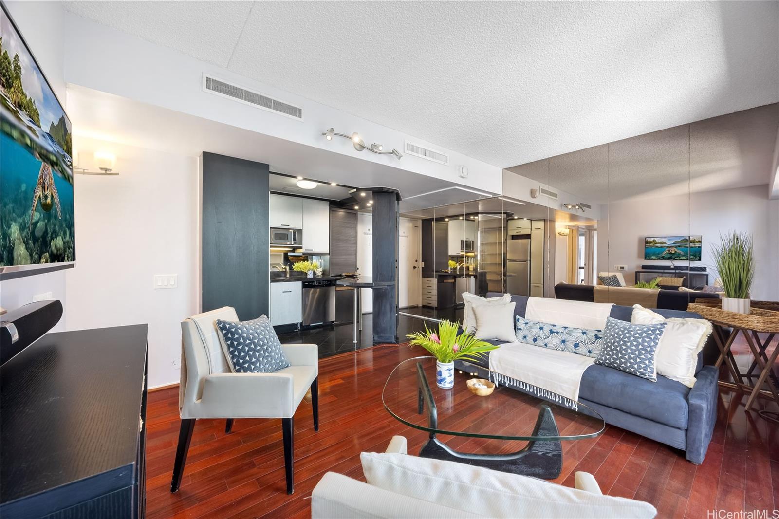 225 Queen Street, Unit 12G Honolulu, HI 96813 - Photo 4 of 25