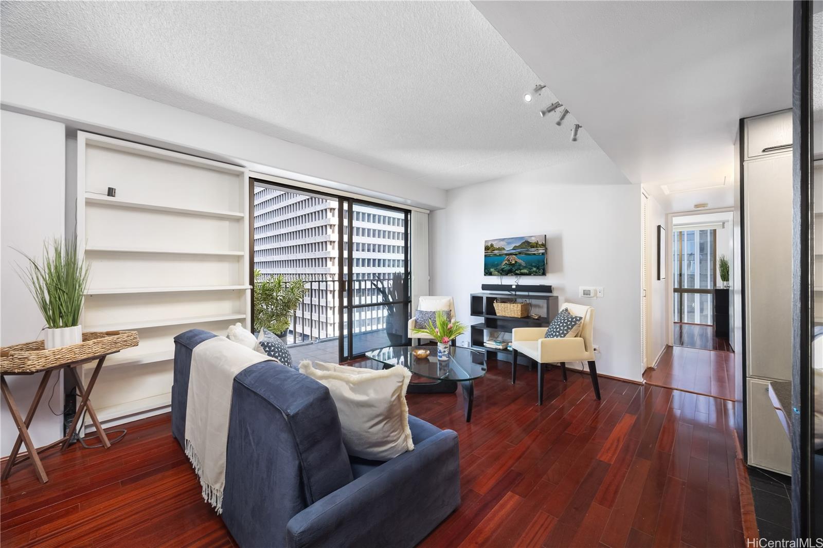 225 Queen Street, Unit 12G Honolulu, HI 96813 - Photo 5 of 25