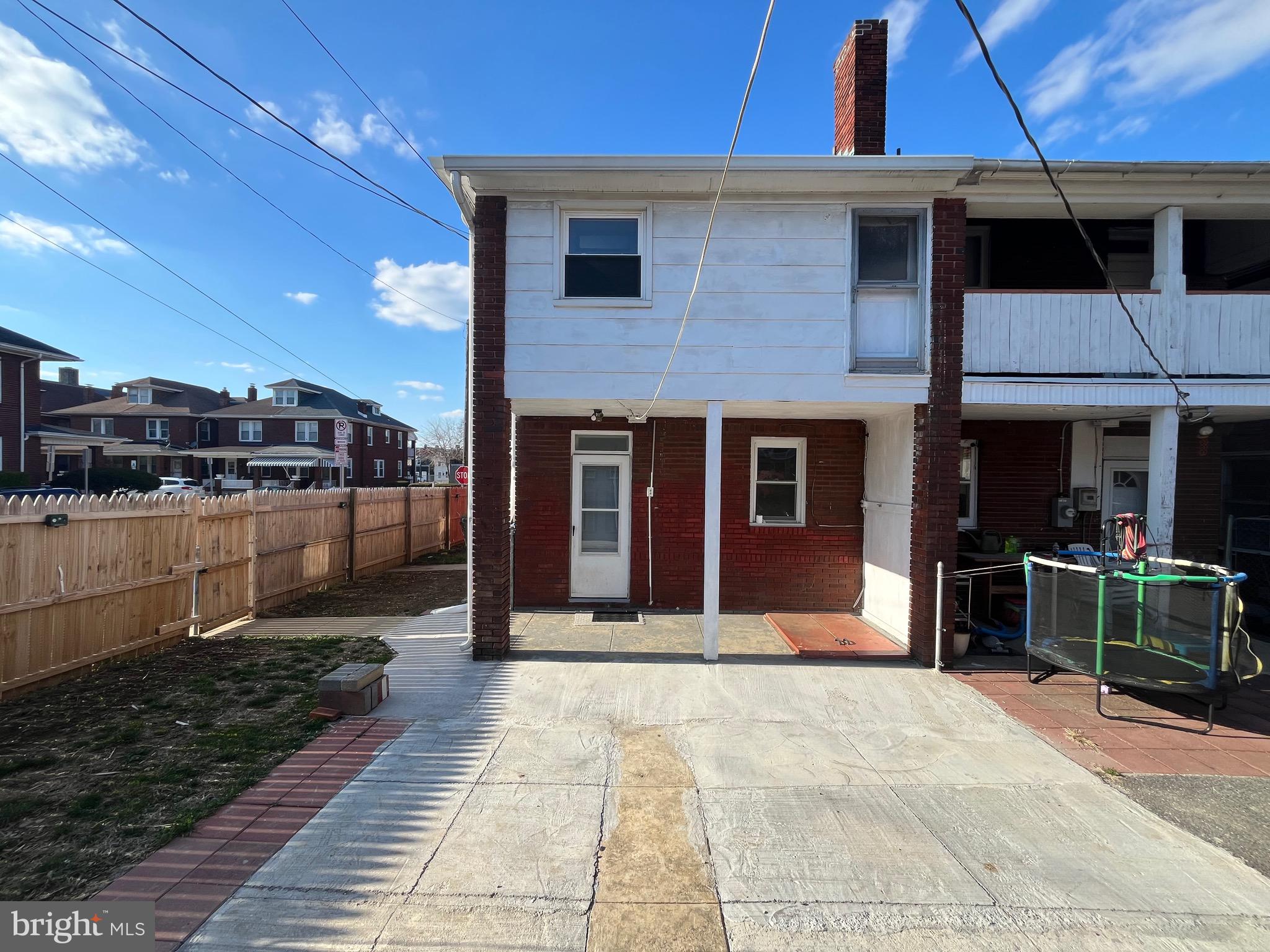 240 Harding Court York, PA 17403 - Photo 27 of 31