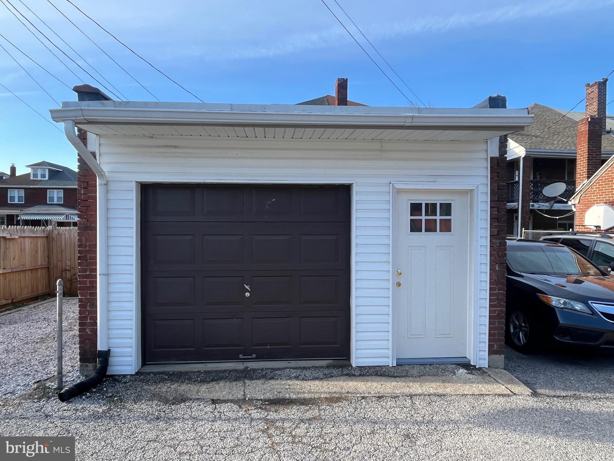 240 Harding Court York, PA 17403 - Photo 29 of 31 a view of a car garage
