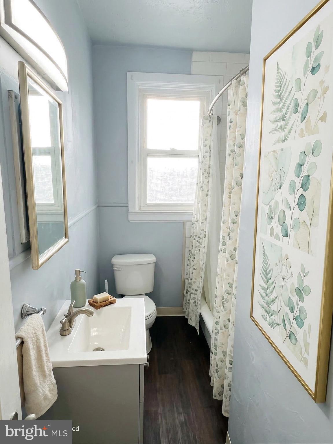 240 Harding Court York, PA 17403 - Photo 8 of 31 a bathroom with a sink a toilet and a window