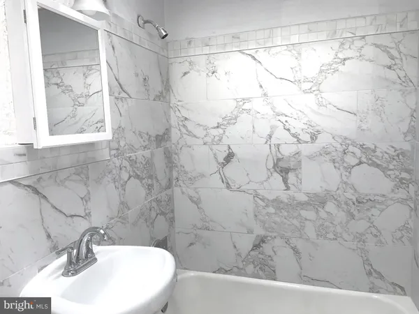 $2,000 | 4613 Hartel Avenue, Philadelphia, PA 19136