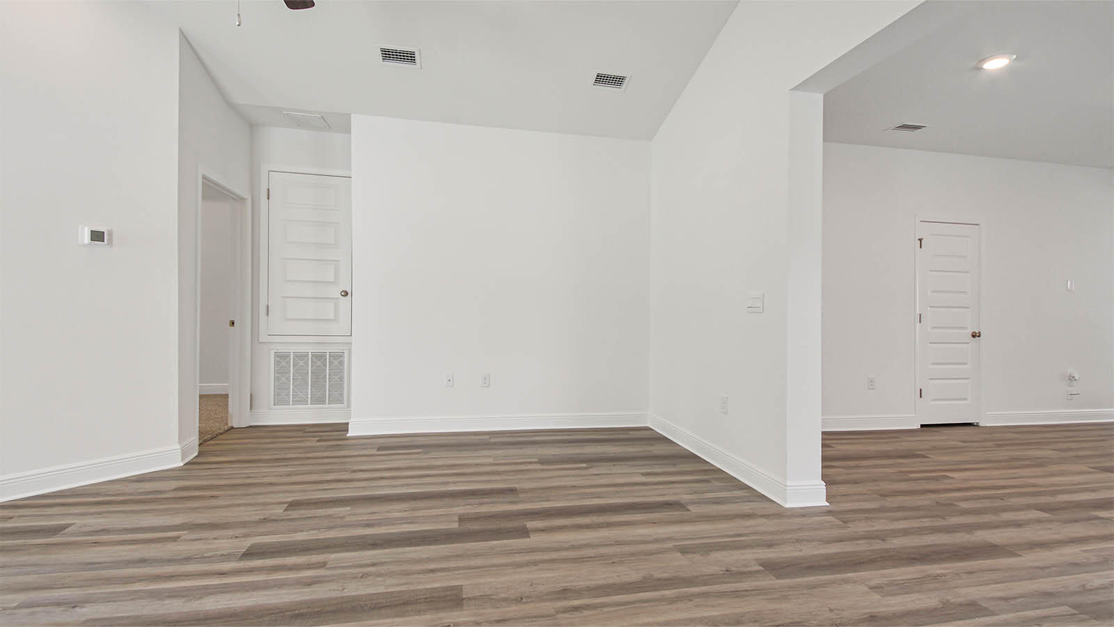 30 Foxtrail Run Freeport, FL 32439 - Photo 15 of 30 Oakley_15_Living_Room