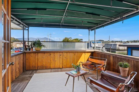 $749,000 | 1 Issaquah Dock, Sausalito, CA 94965