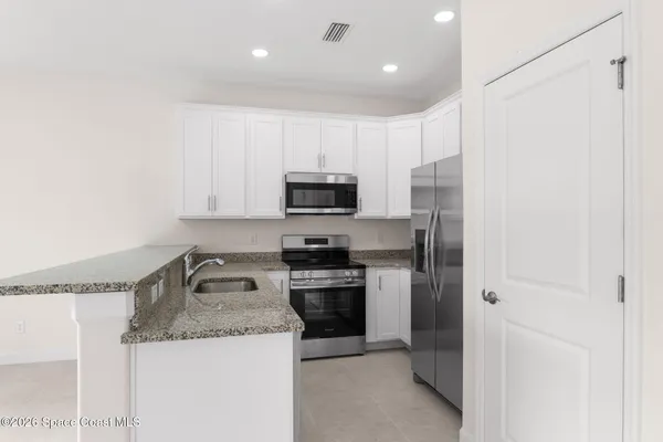 $2,500 | 195 Dayton Boulevard, Melbourne, FL 32904