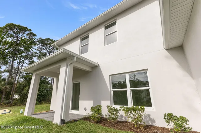 $2,800 | 195 Dayton Boulevard, Melbourne, FL 32904