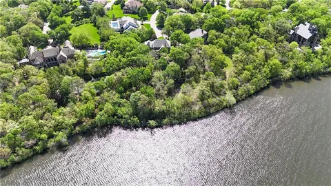 $2,000,000 | 60 Dundee Court, Loch Lloyd, MO 64012