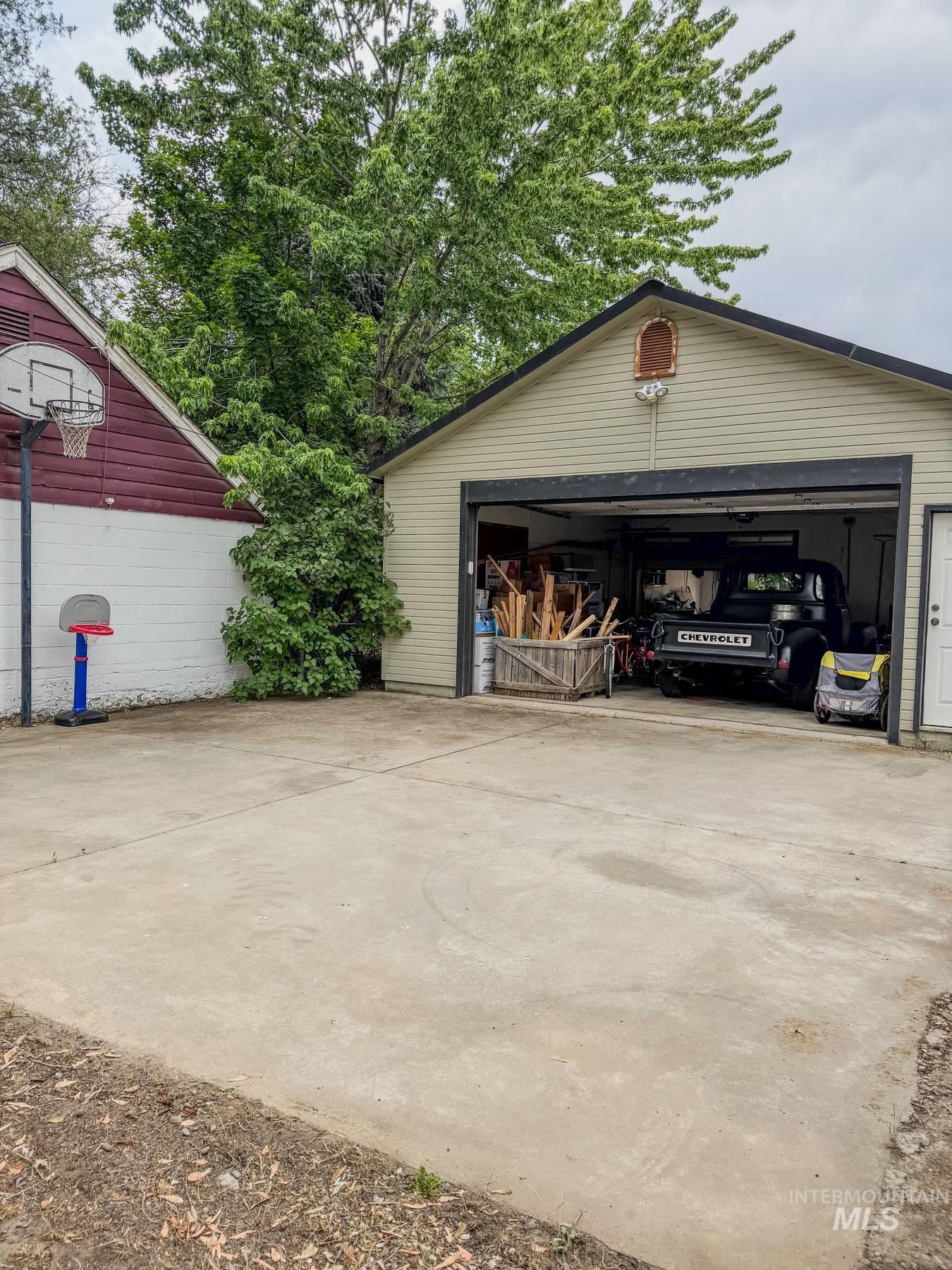 924 West 1st Street Weiser, ID 83672 - Photo 22 of 28