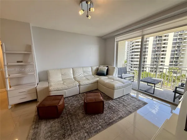 $3,900 | 770 Claughton Island Drive, Unit 1003, Miami, FL 33131
