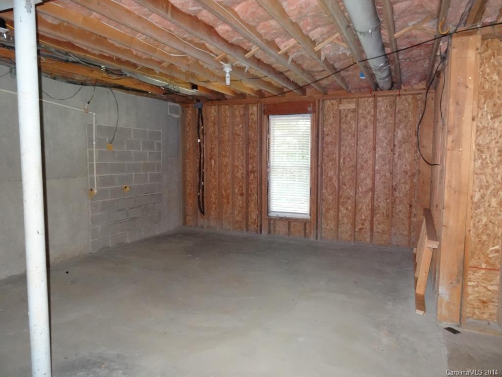 2122 Maynard Road Charlotte, NC 28270 - Photo 22 of 24 Gallery Image 22