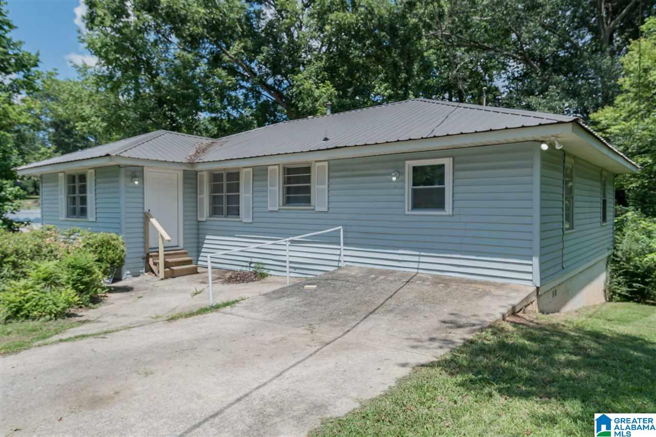 107 Springdale Avenue Bessemer, AL 35023 - Photo 2 of 37