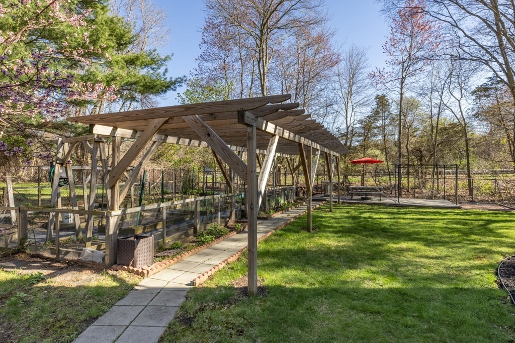 255 Worthen Road East Lexington, MA 02421 - Photo 32 of 32
