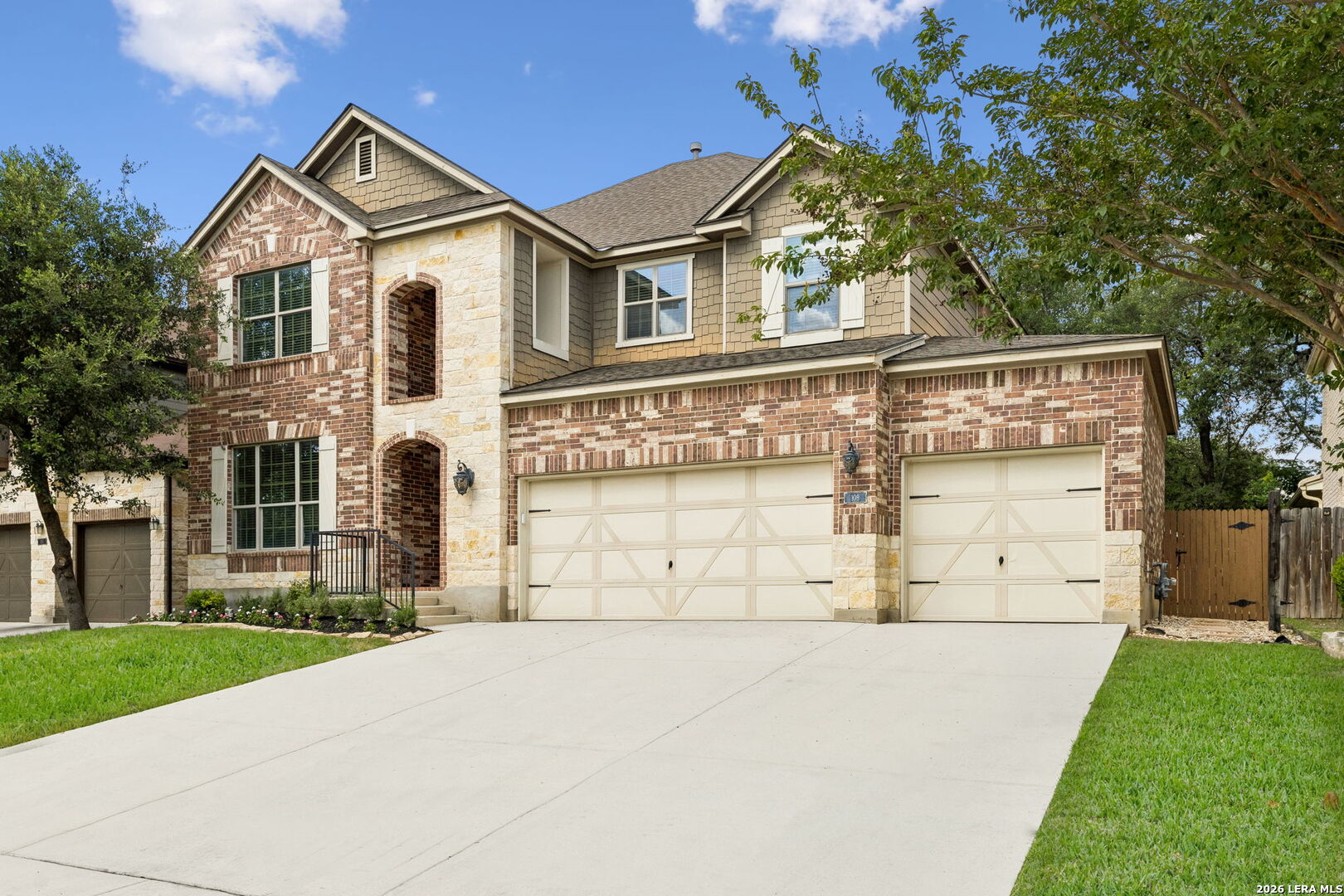 109 Rattlesnake Bluff Boerne, TX 78006 - Photo 2 of 44