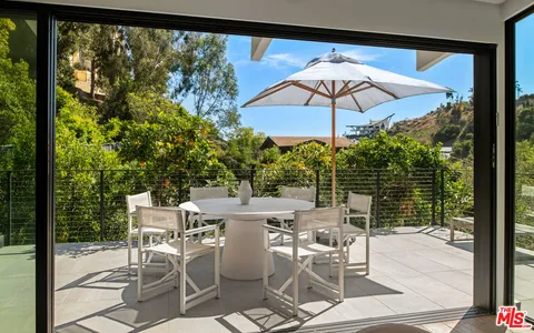 $3,995,000 | 3764 Las Flores Canyon Road, Malibu, CA 90265