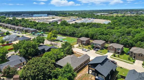$2,900 | 716 Oak Creek Drive, Hutchins, TX 75141