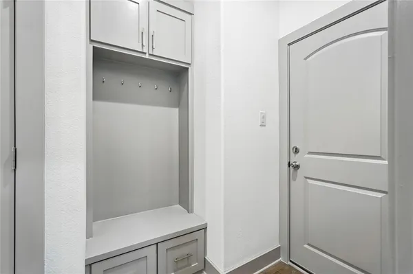 $2,900 | 716 Oak Creek Drive, Hutchins, TX 75141