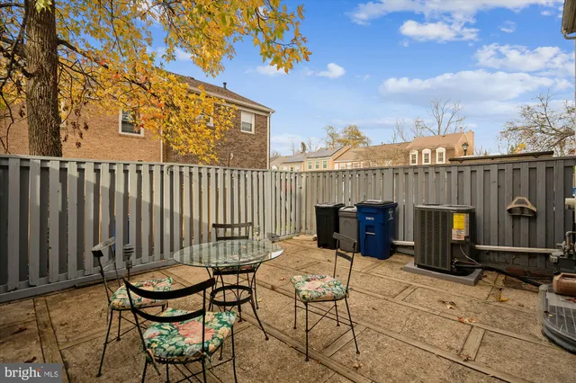 $374,900 | 5822 Humblebee Road, Columbia, MD 21045