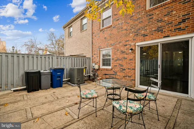 $374,900 | 5822 Humblebee Road, Columbia, MD 21045