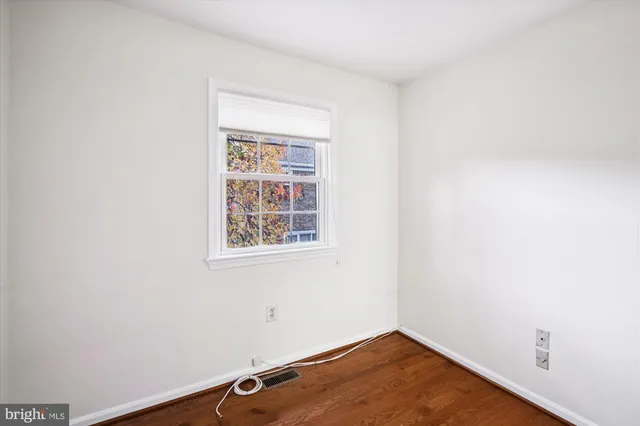 $374,900 | 5822 Humblebee Road, Columbia, MD 21045