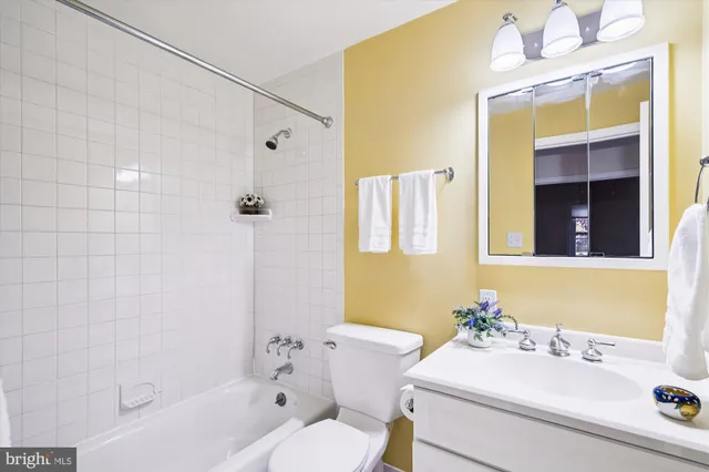 $374,900 | 5822 Humblebee Road, Columbia, MD 21045