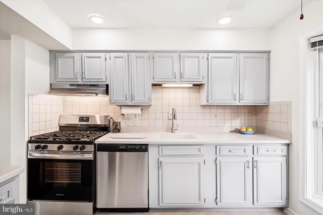 $374,900 | 5822 Humblebee Road, Columbia, MD 21045